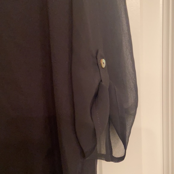 Express Black Mixed Media Blouse - Picture 3 of 4